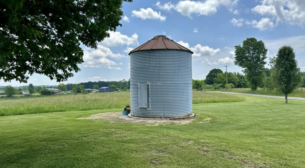 4431 Riggs Road Pikeville, TN 37367 - Photo 5 of 33 IMG_9985