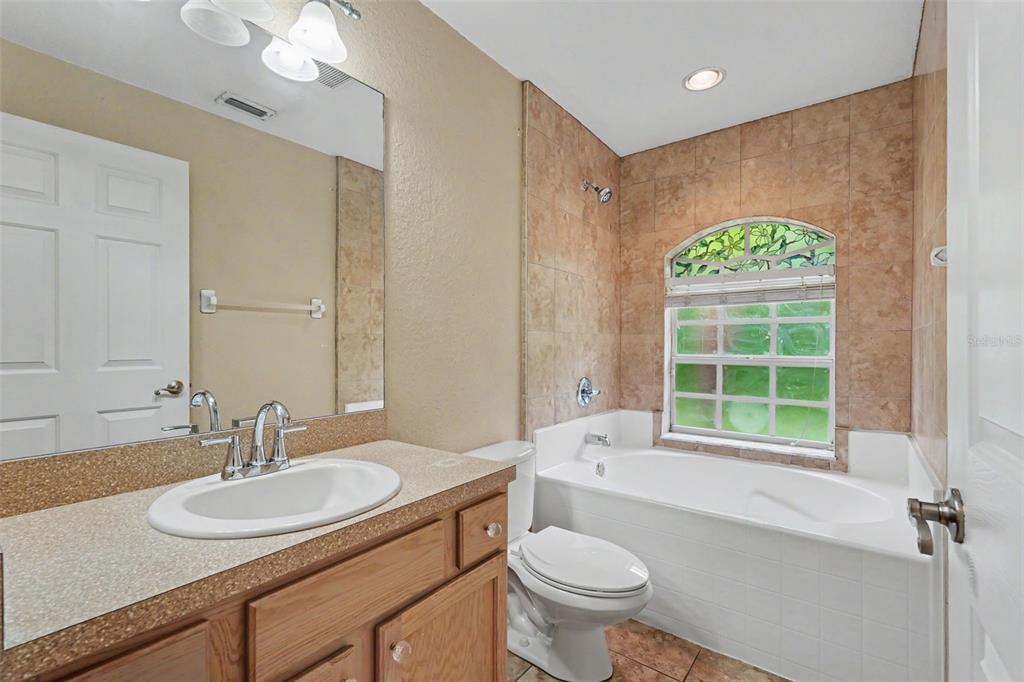 4618 Reola Road Dover, FL 33527 - Photo 18 of 35 Gallery Image 18