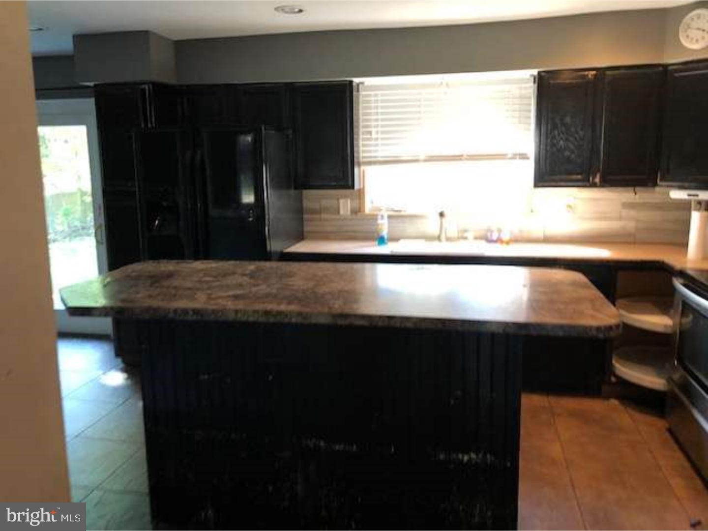 19 Hillcroft Road Berlin, NJ 08009 - Photo 4 of 15 Gallery Image 4