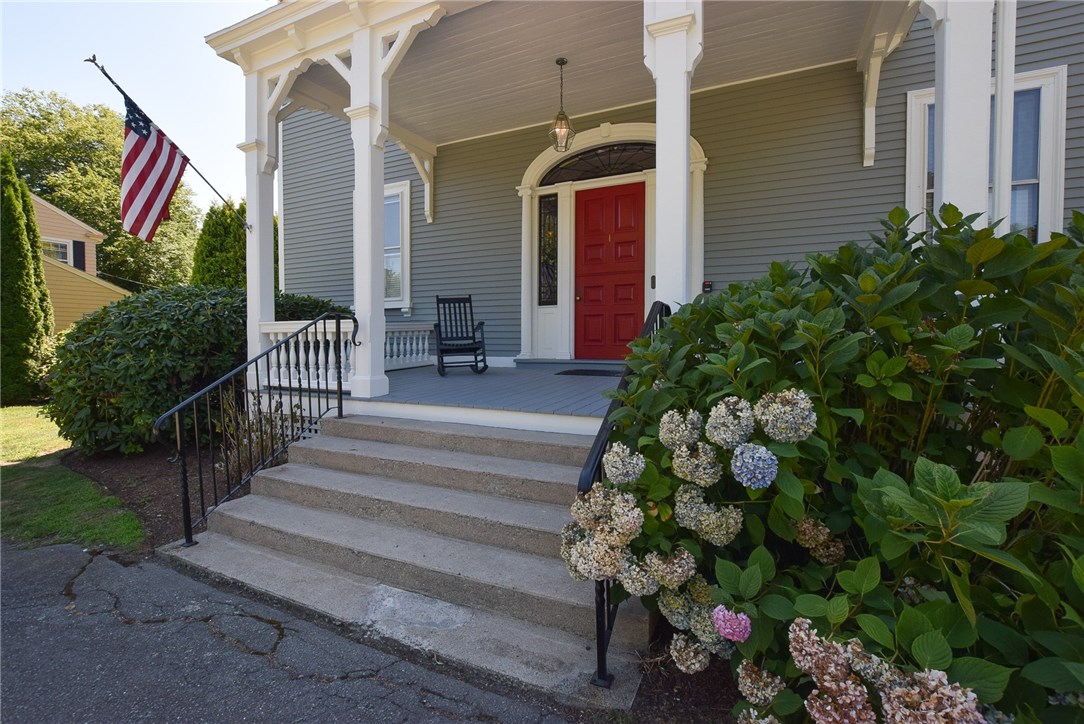1 Red Cross Avenue, Unit 9 Newport, RI 02840 - Photo 25 of 28