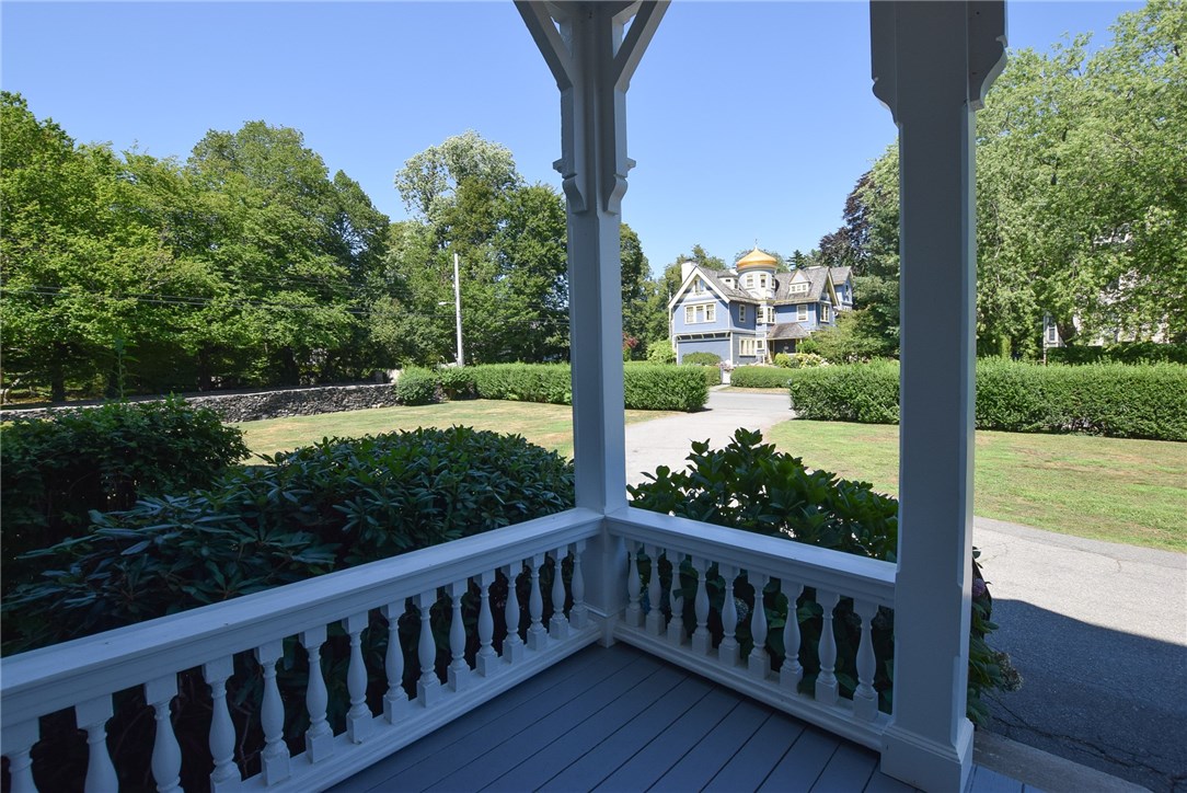 1 Red Cross Avenue, Unit 9 Newport, RI 02840 - Photo 26 of 28