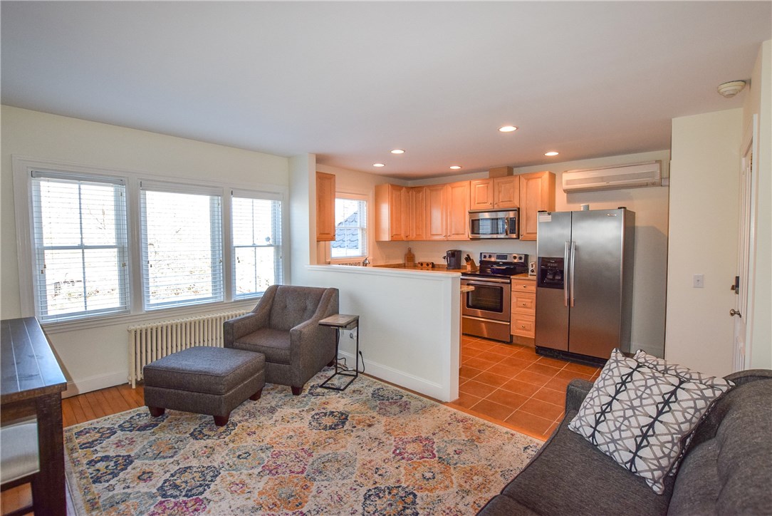 1 Red Cross Avenue, Unit 9 Newport, RI 02840 - Photo 7 of 28