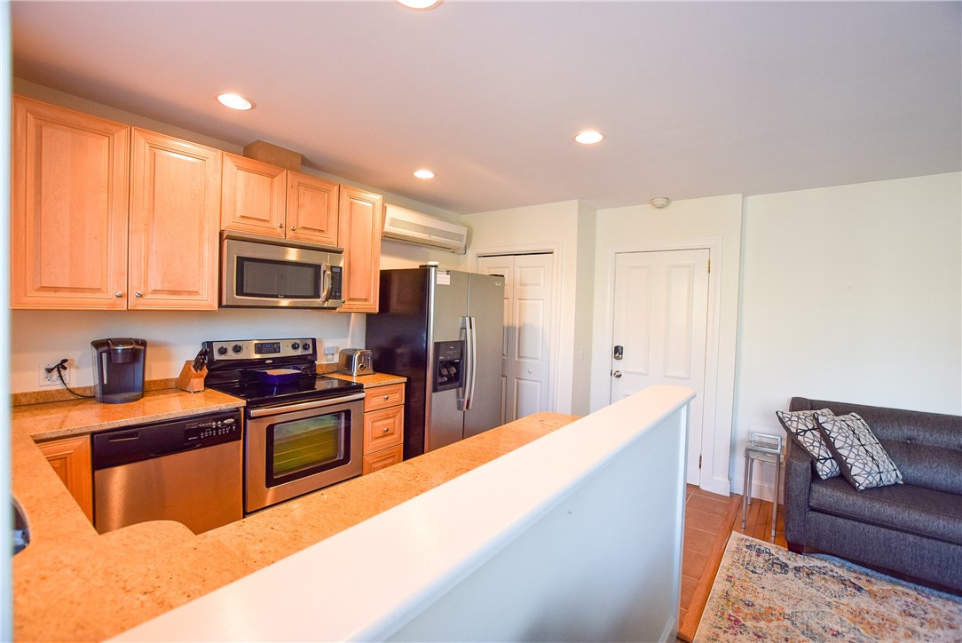 1 Red Cross Avenue, Unit 9 Newport, RI 02840 - Photo 9 of 28