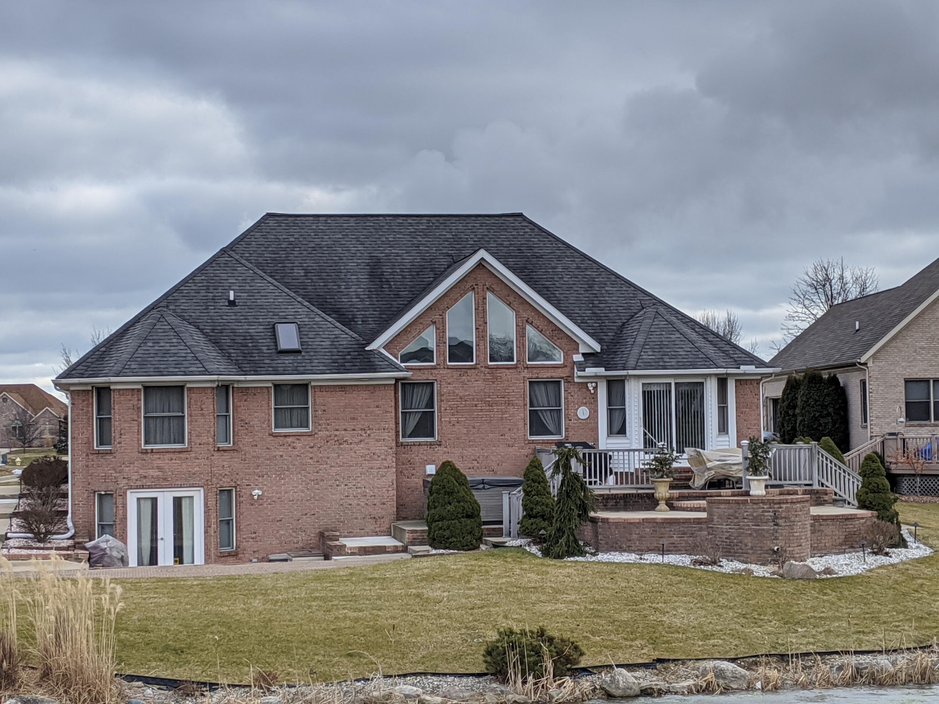 8091 Hunters Ridge Drive Newport, MI 48166 - Photo 2 of 6 Bella Villa