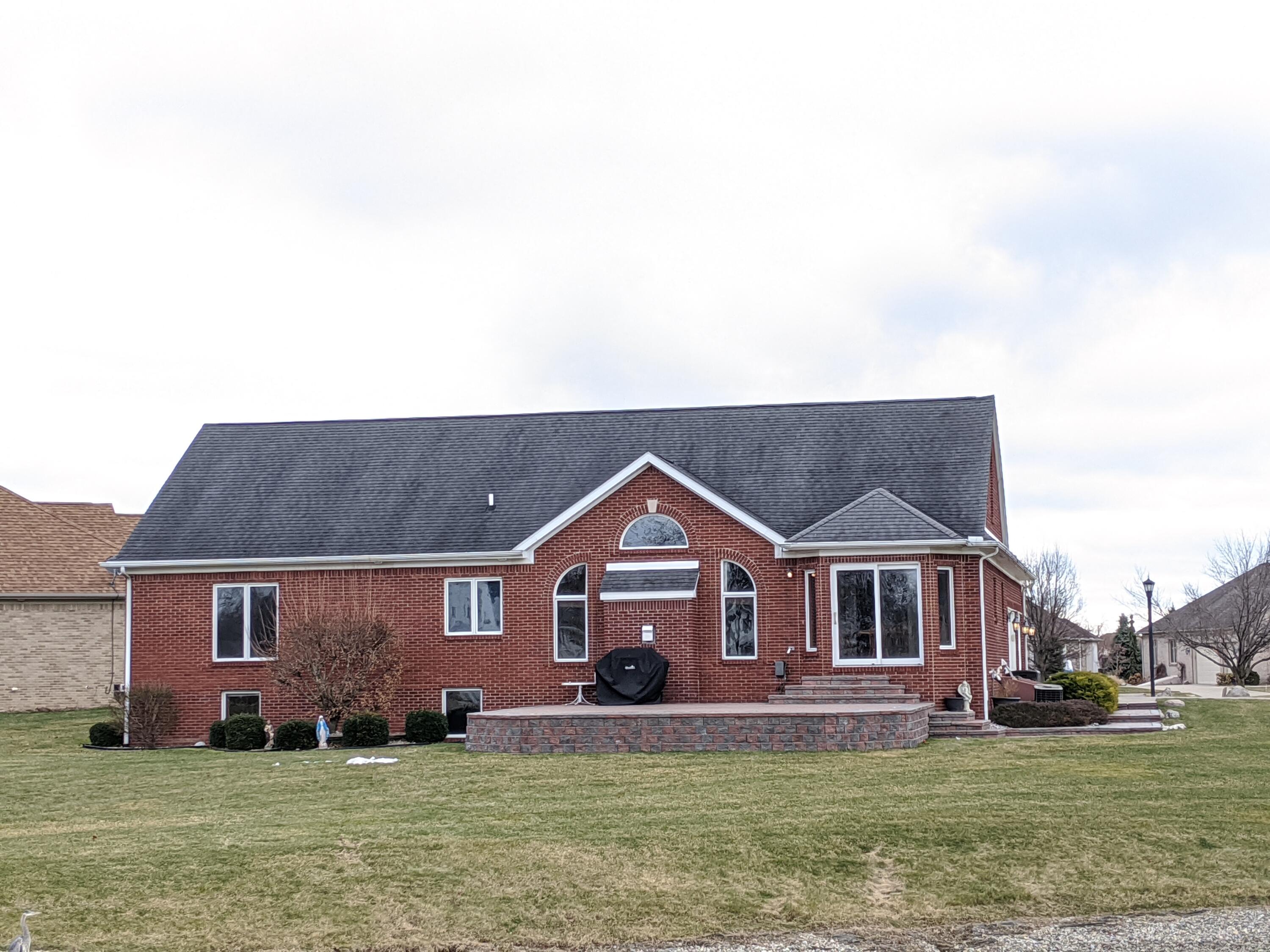 8091 Hunters Ridge Drive Newport, MI 48166 - Photo 4 of 6 Bella Villa with forced walkout