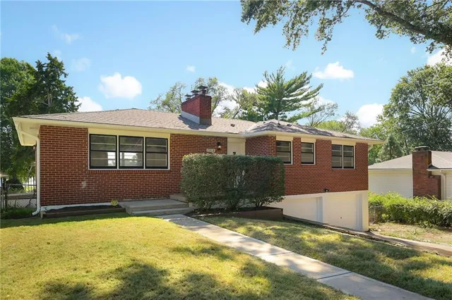 $324,000 | 7919 Corona Avenue, Kansas City, KS 66112