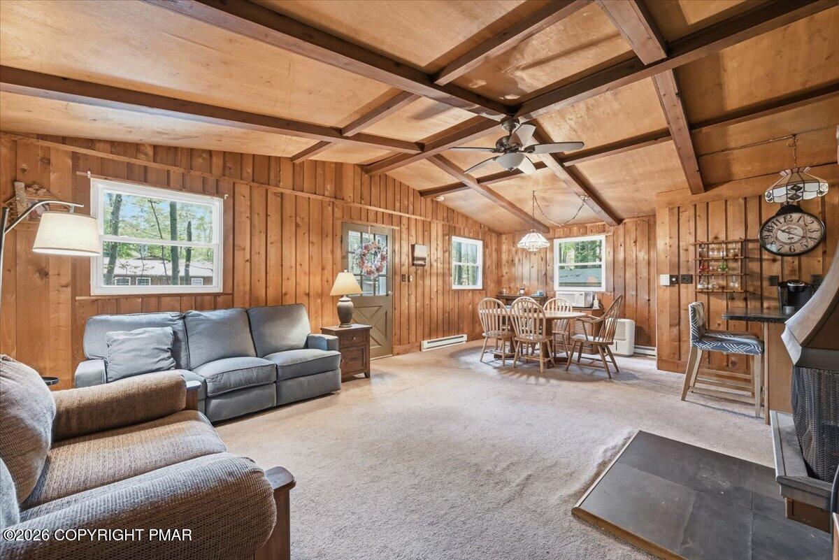264 Selig Road Pocono Lake, PA 18347 - Photo 5 of 40 15-005_DSC_4614
