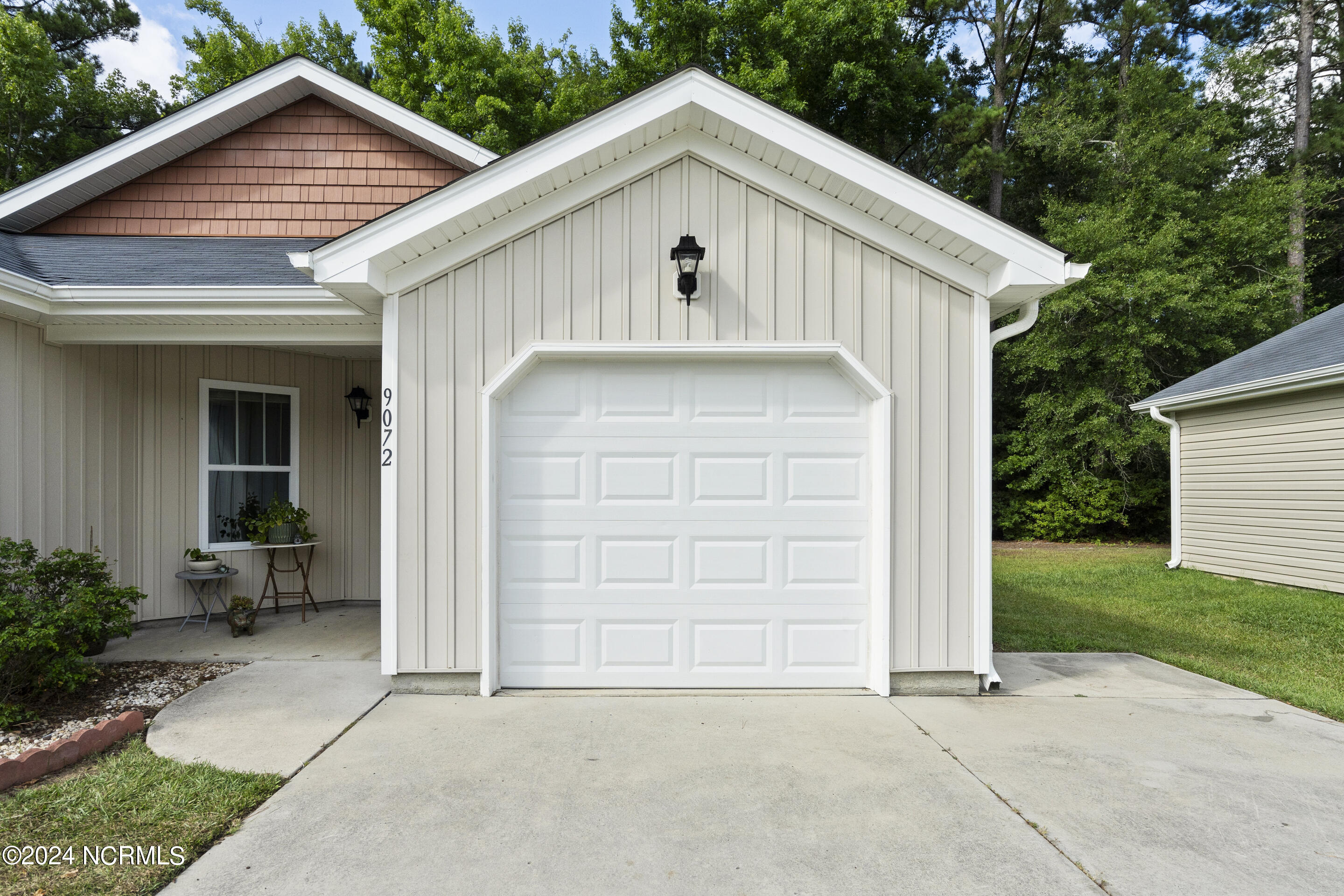 9072 Arden Road Northeast Leland, NC 28451 - Photo 4 of 41 Garage
