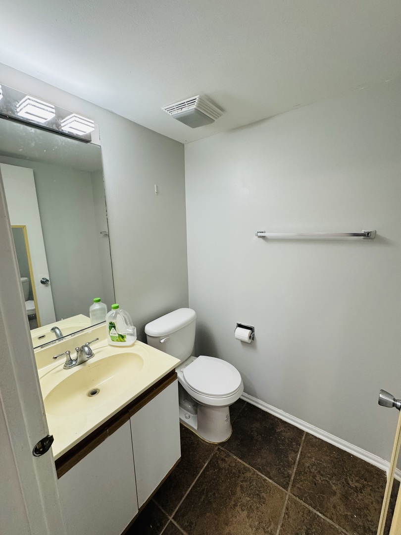 134 Sycamore Avenue Streamwood, IL 60107 - Photo 8 of 11