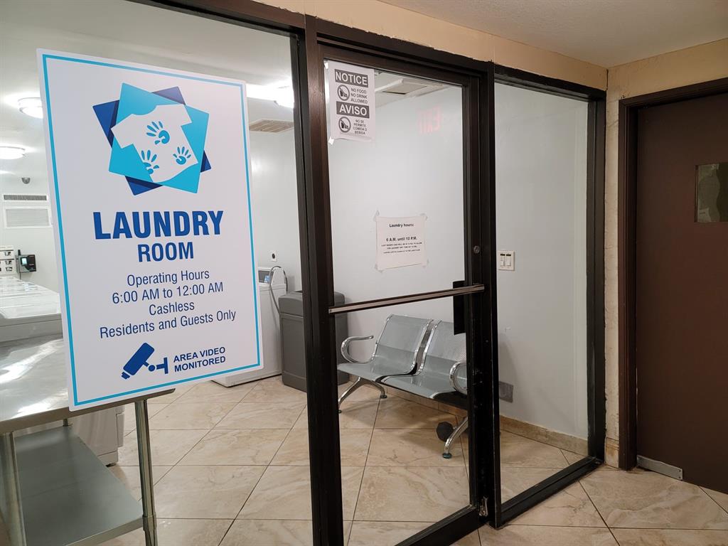 4222 Inverrary Boulevard, Unit 4413 Lauderhill, FL 33319 - Photo 26 of 34 Laundry room