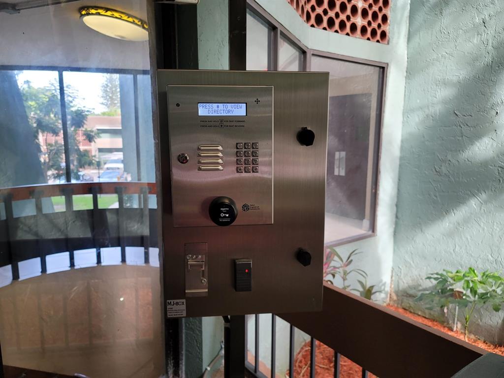 4222 Inverrary Boulevard, Unit 4413 Lauderhill, FL 33319 - Photo 5 of 34 Call Box