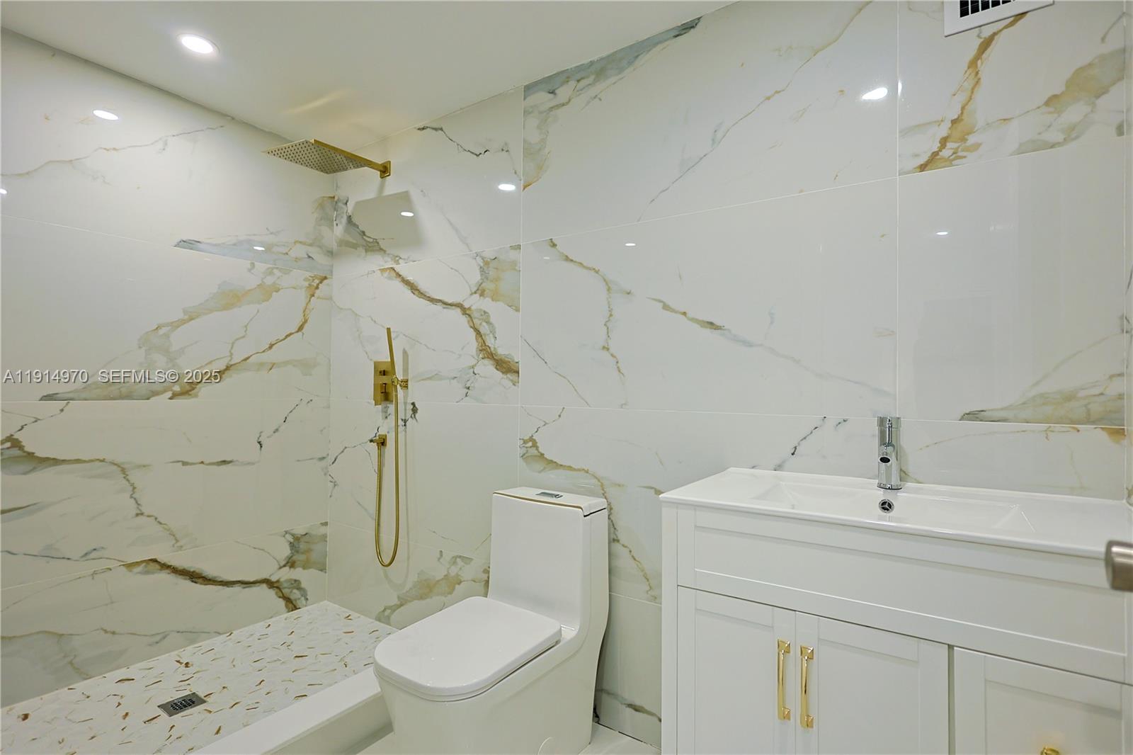 720 Northeast 143rd Street North Miami, FL 33161 - Photo 14 of 21