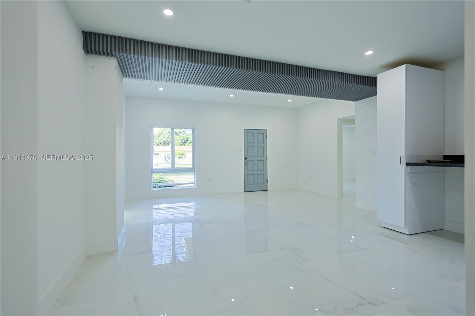 720 Northeast 143rd Street North Miami, FL 33161 - Photo 5 of 21