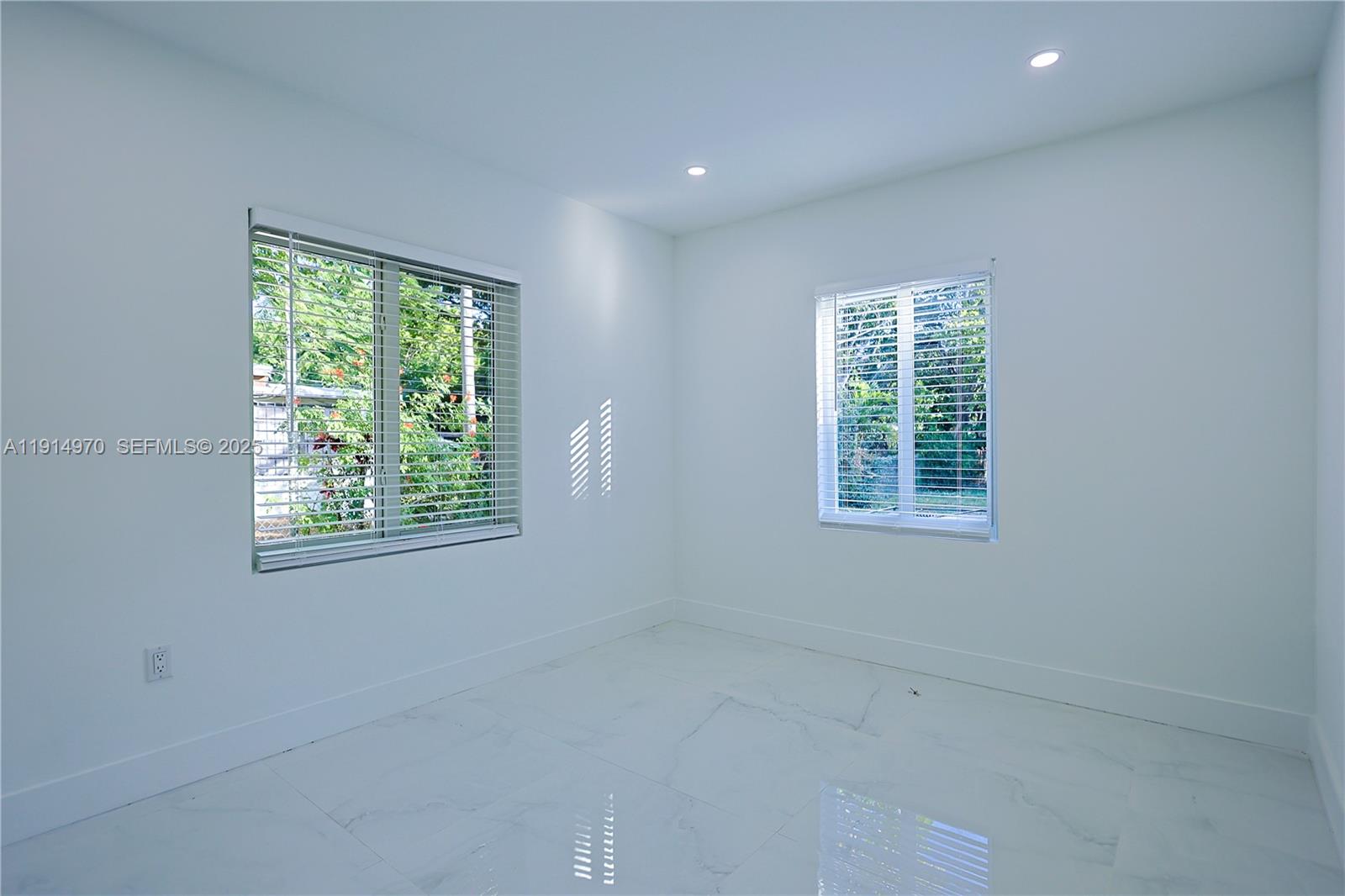 720 Northeast 143rd Street North Miami, FL 33161 - Photo 10 of 21