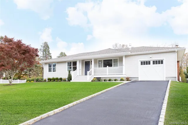 $1,229,000 | 1995 Ruth Road, Mattituck, NY 11952