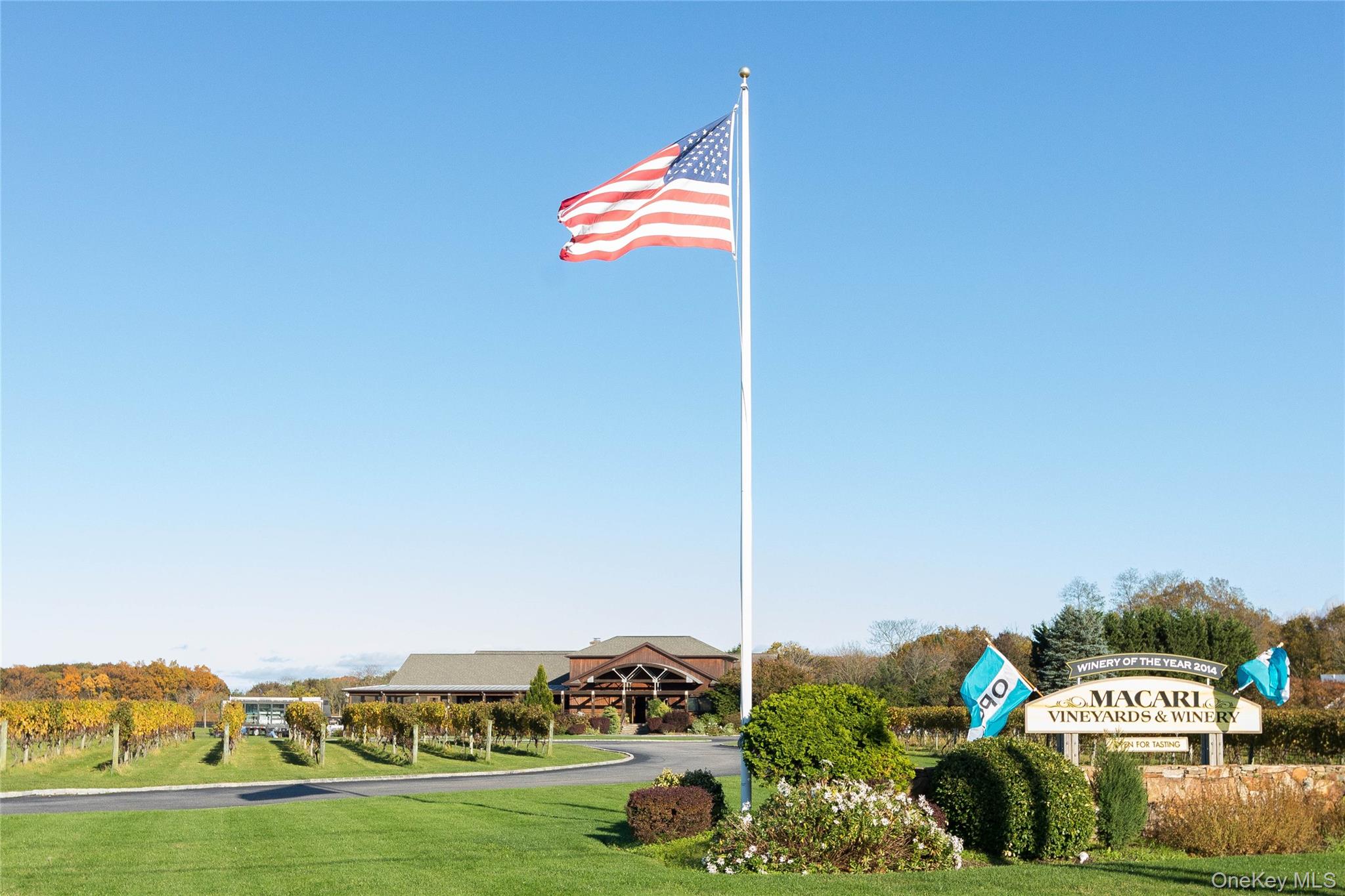 1995 Ruth Road Mattituck, NY 11952 - Photo 26 of 32 a picture of a city view