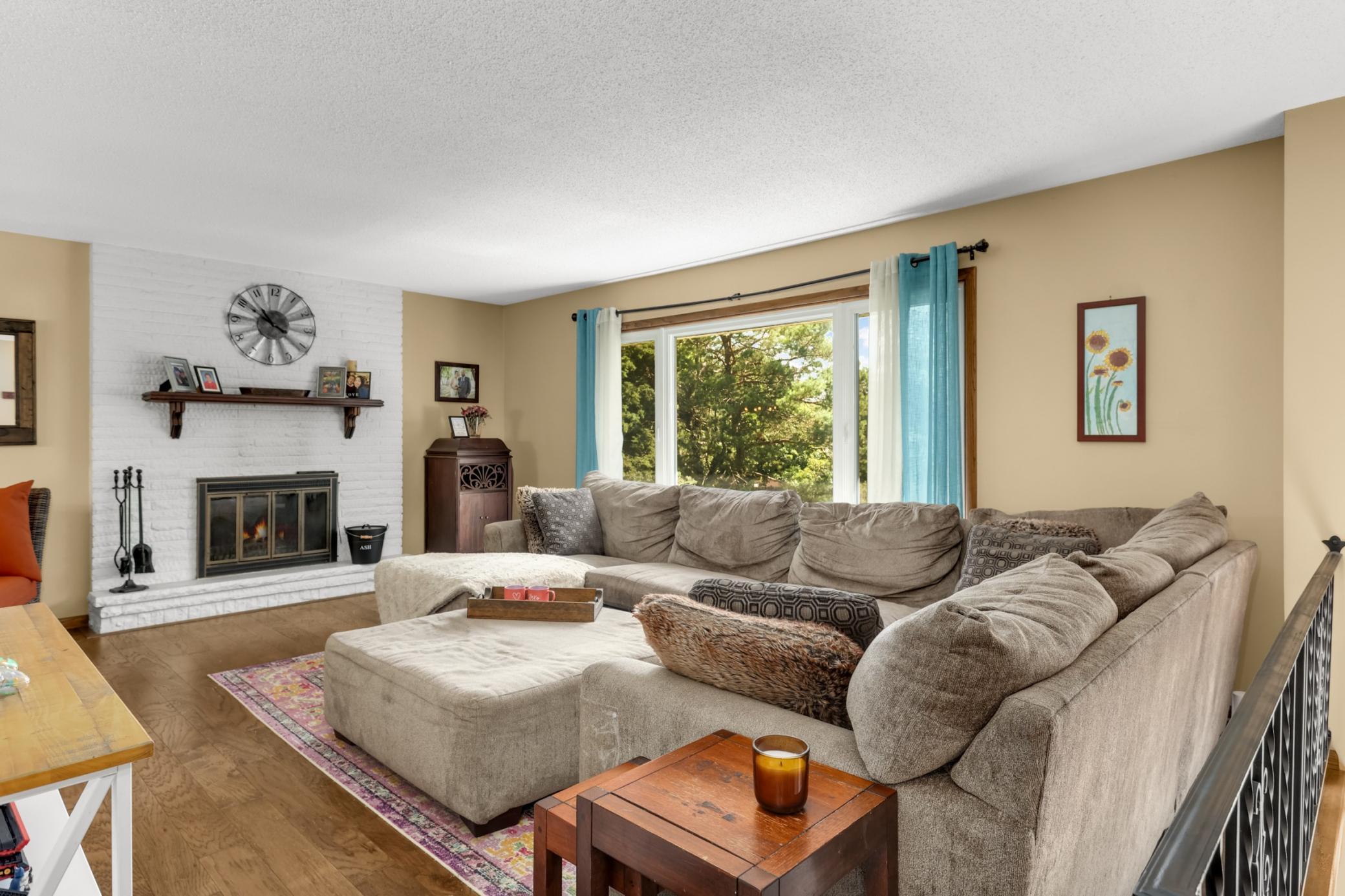 7660 Heritage Road Eden Prairie, MN 55346 - Photo 3 of 42