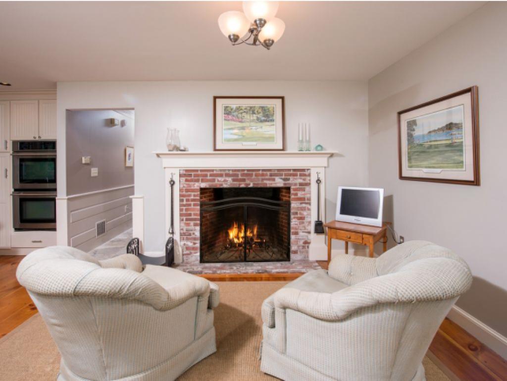 6 Godfrey Cove Road York, ME 03909 - Photo 3 of 35 Gallery Image 3