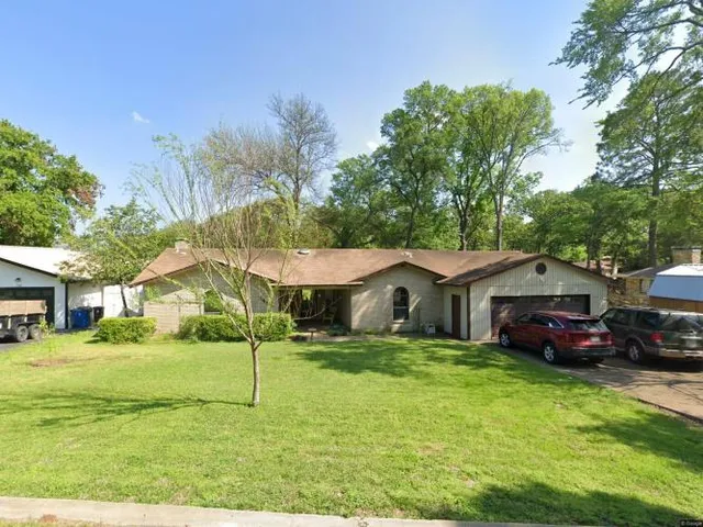 $399,900 | 2408 Wildwood Way, Tool, TX 75143