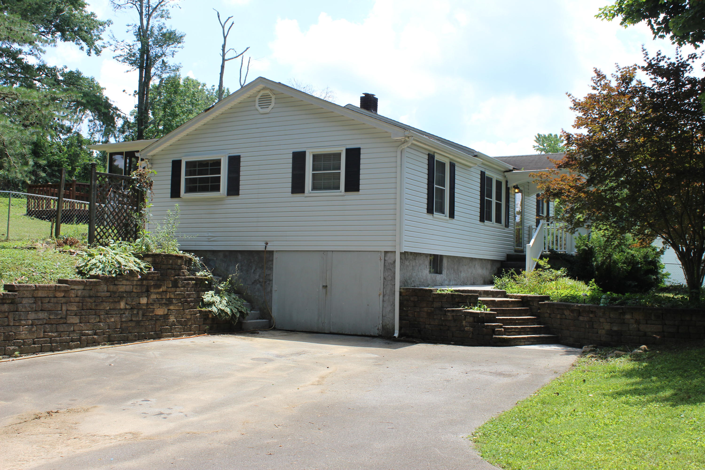 4728 Idumea Road Corryton, TN 37721 - Photo 3 of 30 IMG_5937