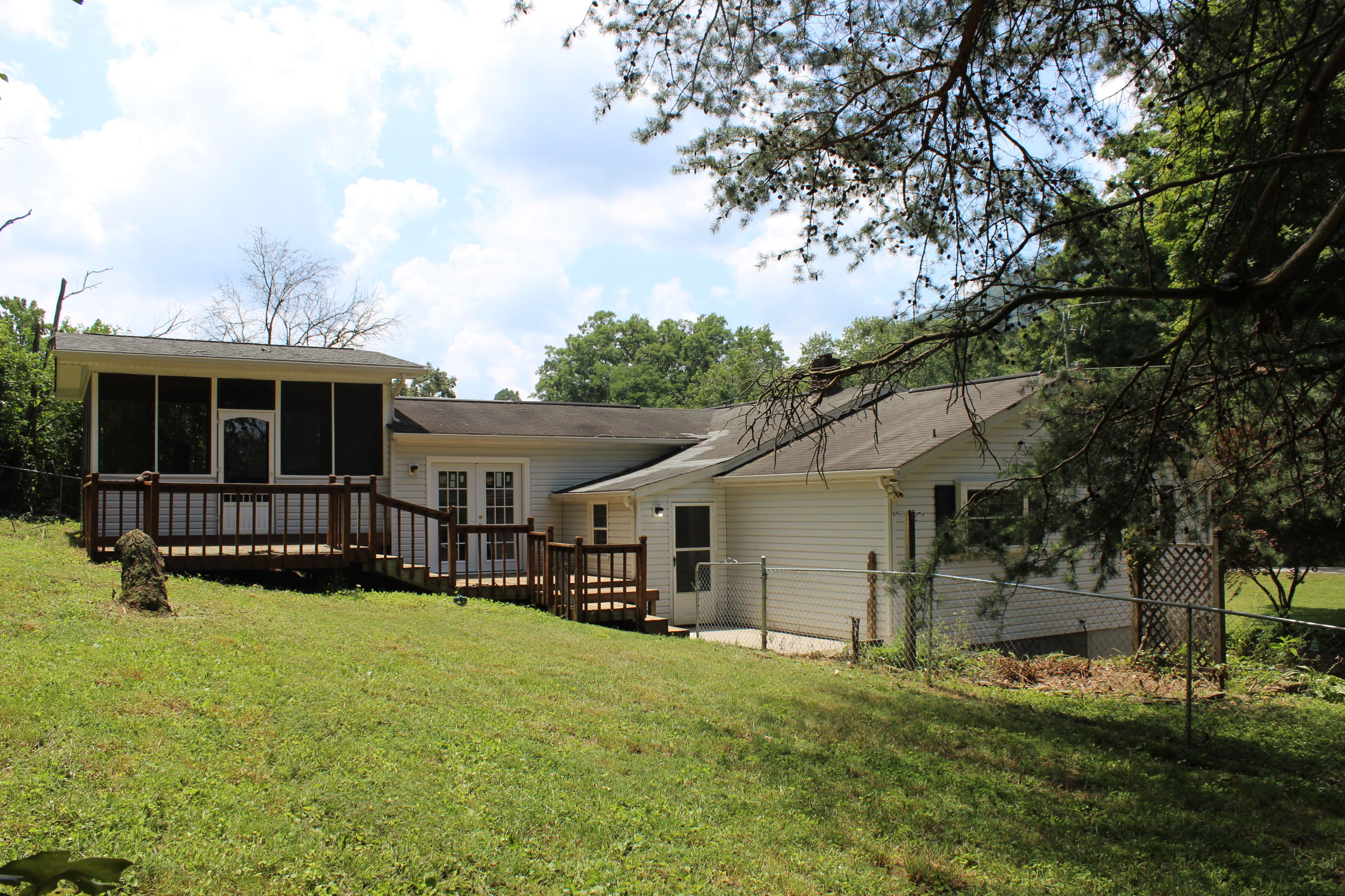 4728 Idumea Road Corryton, TN 37721 - Photo 5 of 30 IMG_5939
