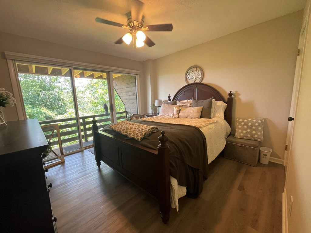 500 B-5 Marina Road, Unit B5 Murphy, NC 28906 - Photo 53 of 62 BEDROOM