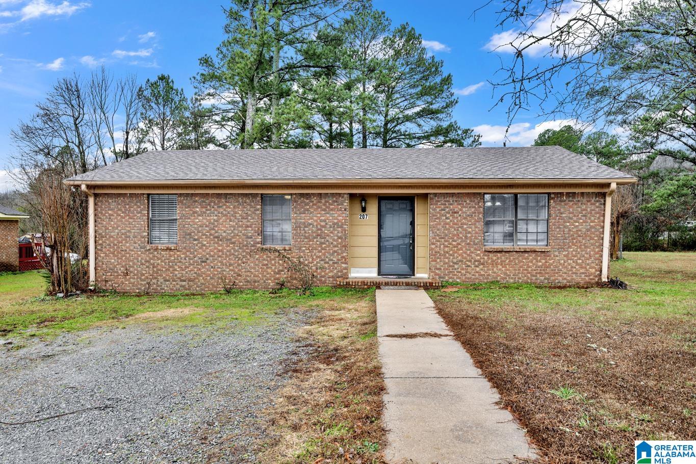 207 Ellen Street Oneonta, AL 35121 - Photo 1 of 23