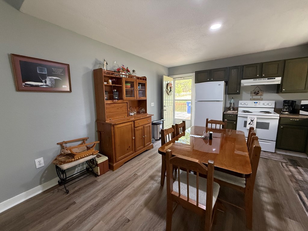 1095 Lakeview Street Abbeville, AL 36310 - Photo 9 of 26