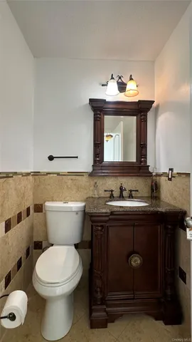 $475,000 | 21 Twin Ponds Drive, Kingston, NY 12401