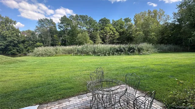 $475,000 | 21 Twin Ponds Drive, Kingston, NY 12401