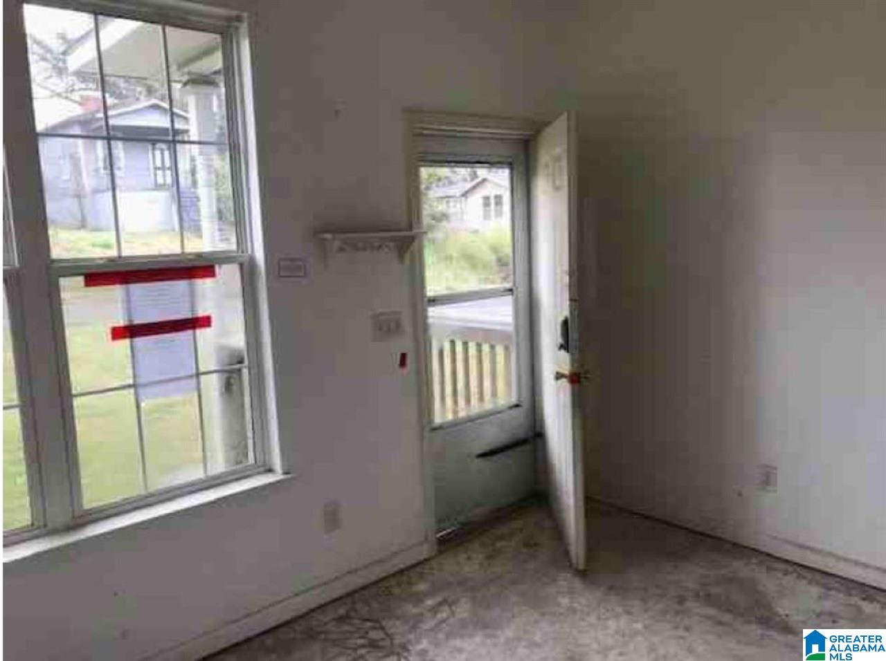 421 60th Street Fairfield, AL 35064 - Photo 4 of 12