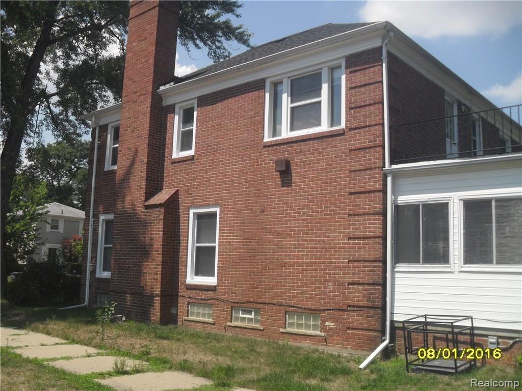 20400 Renfrew Road Detroit, MI 48221 - Photo 5 of 66 20400 Renfrew (64).JPG