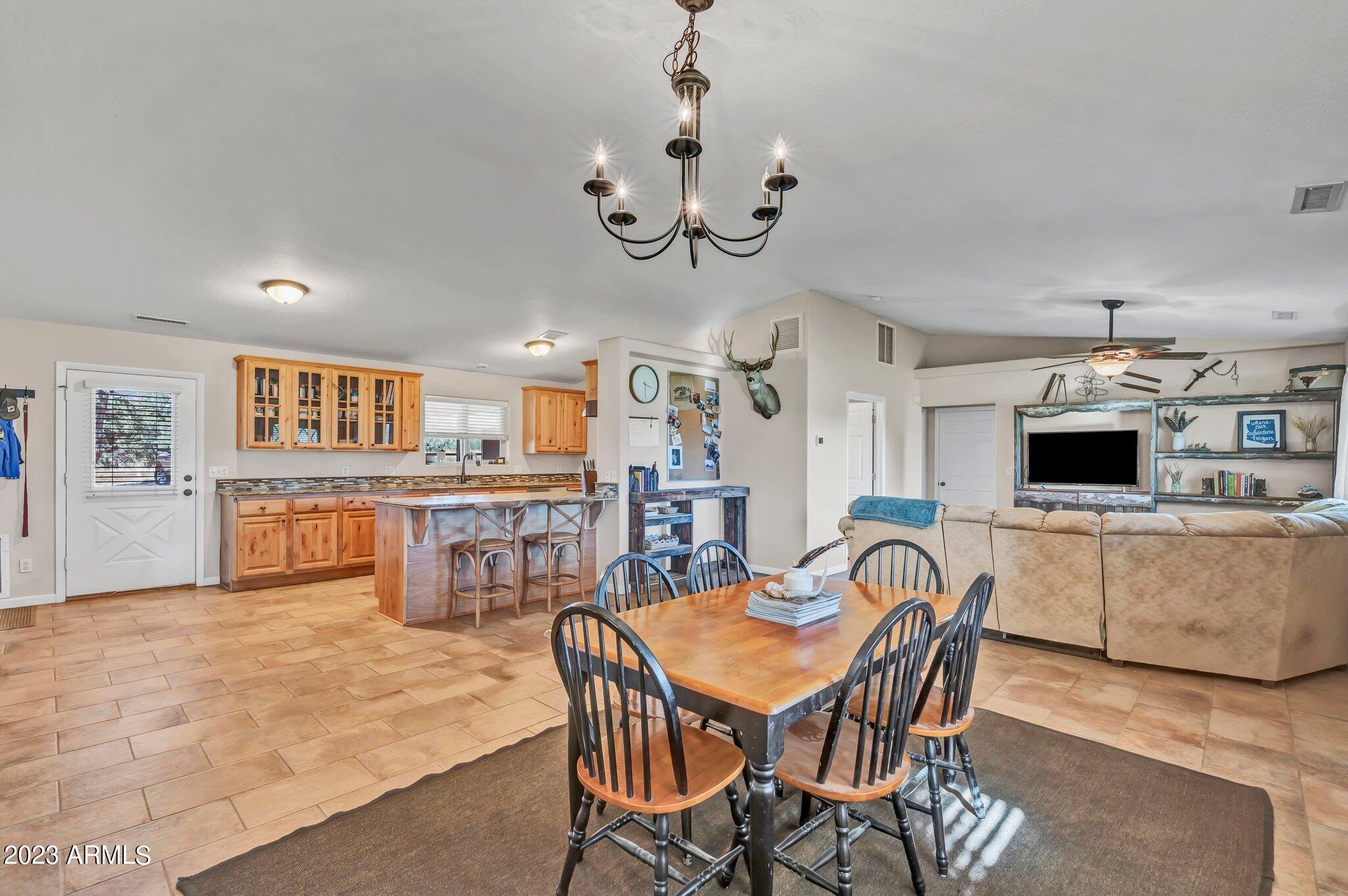 5801 Dillon Wash Road Prescott, AZ 86305 - Photo 124 of 169 119 - Ranch Manager House Dining Area