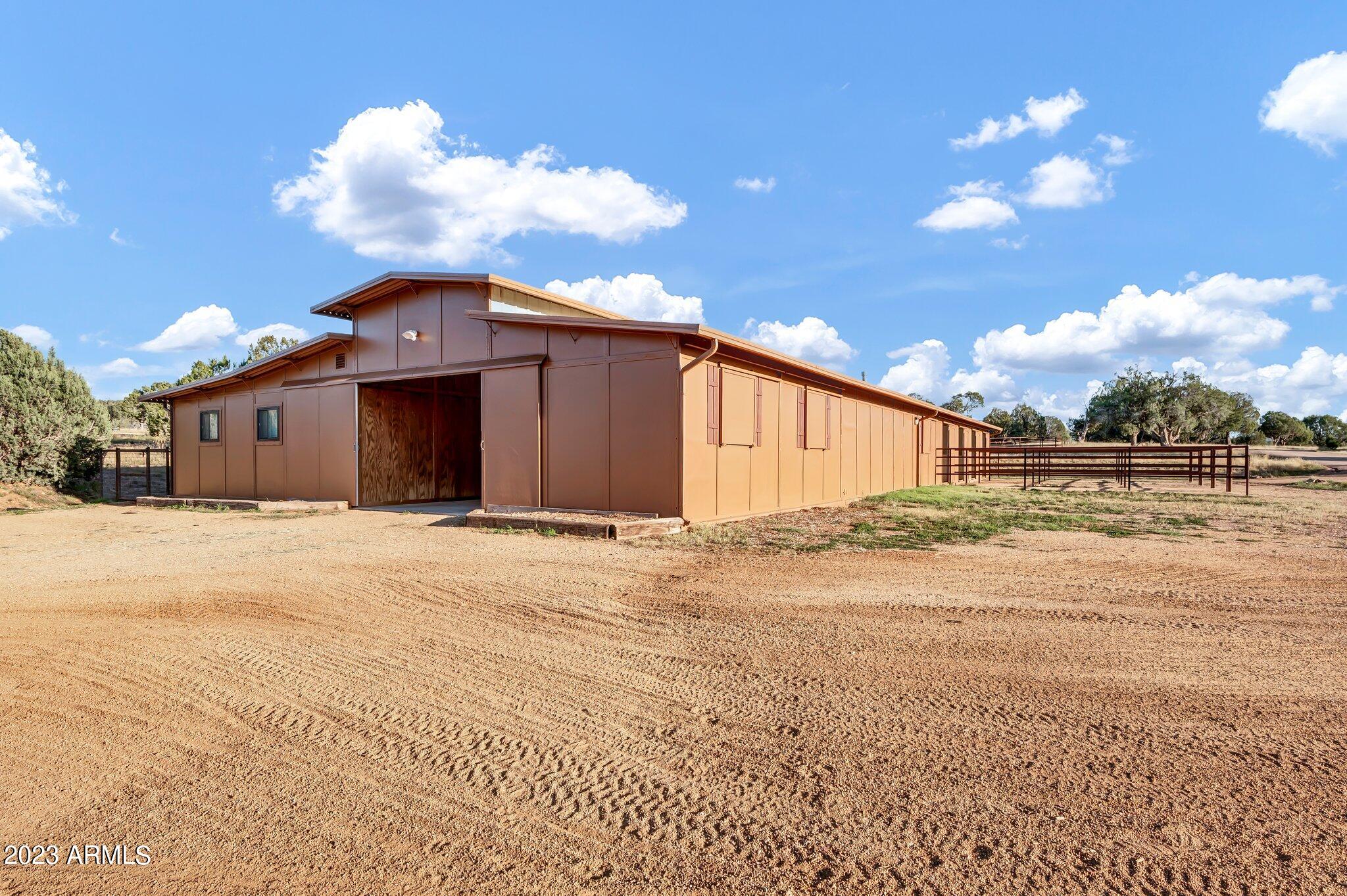 5801 Dillon Wash Road Prescott, AZ 86305 - Photo 152 of 169 147 - Lower Barn