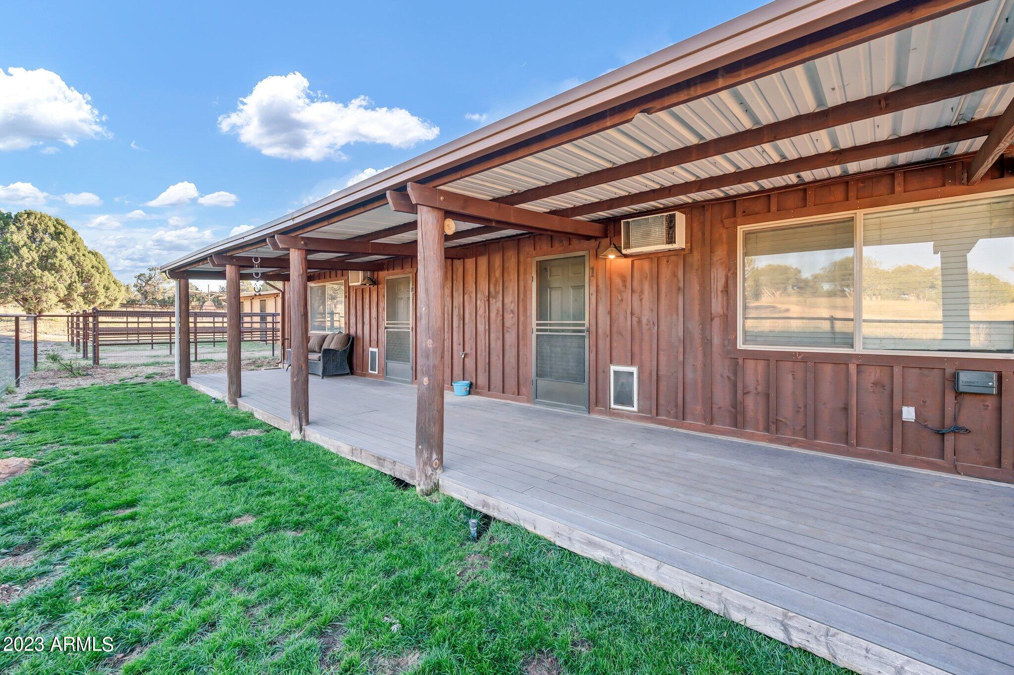 5801 Dillon Wash Road Prescott, AZ 86305 - Photo 165 of 169 160 - Lower Barn Apartment Porch