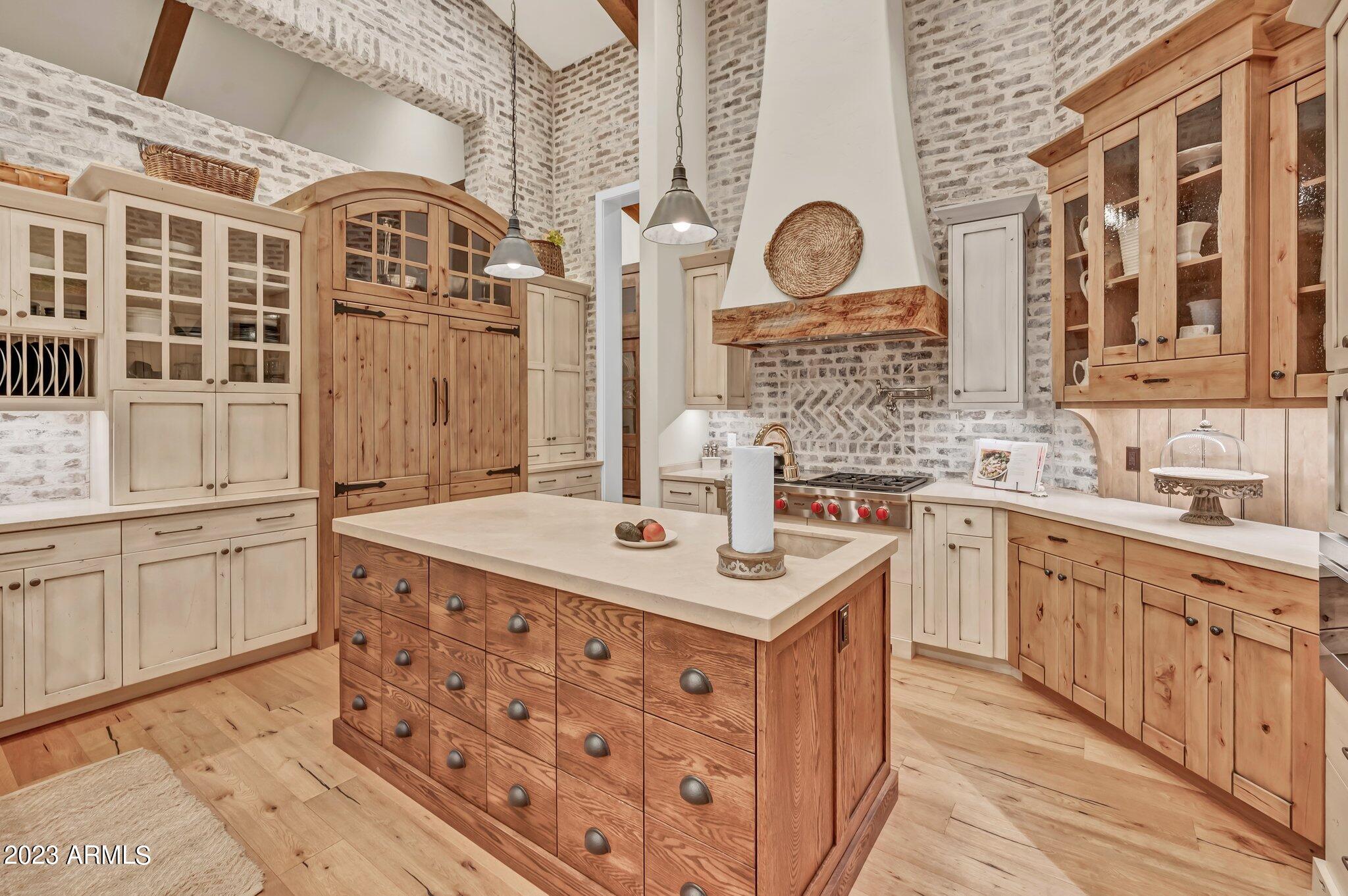 5801 Dillon Wash Road Prescott, AZ 86305 - Photo 32 of 169 27 - Main House Kitchen Island