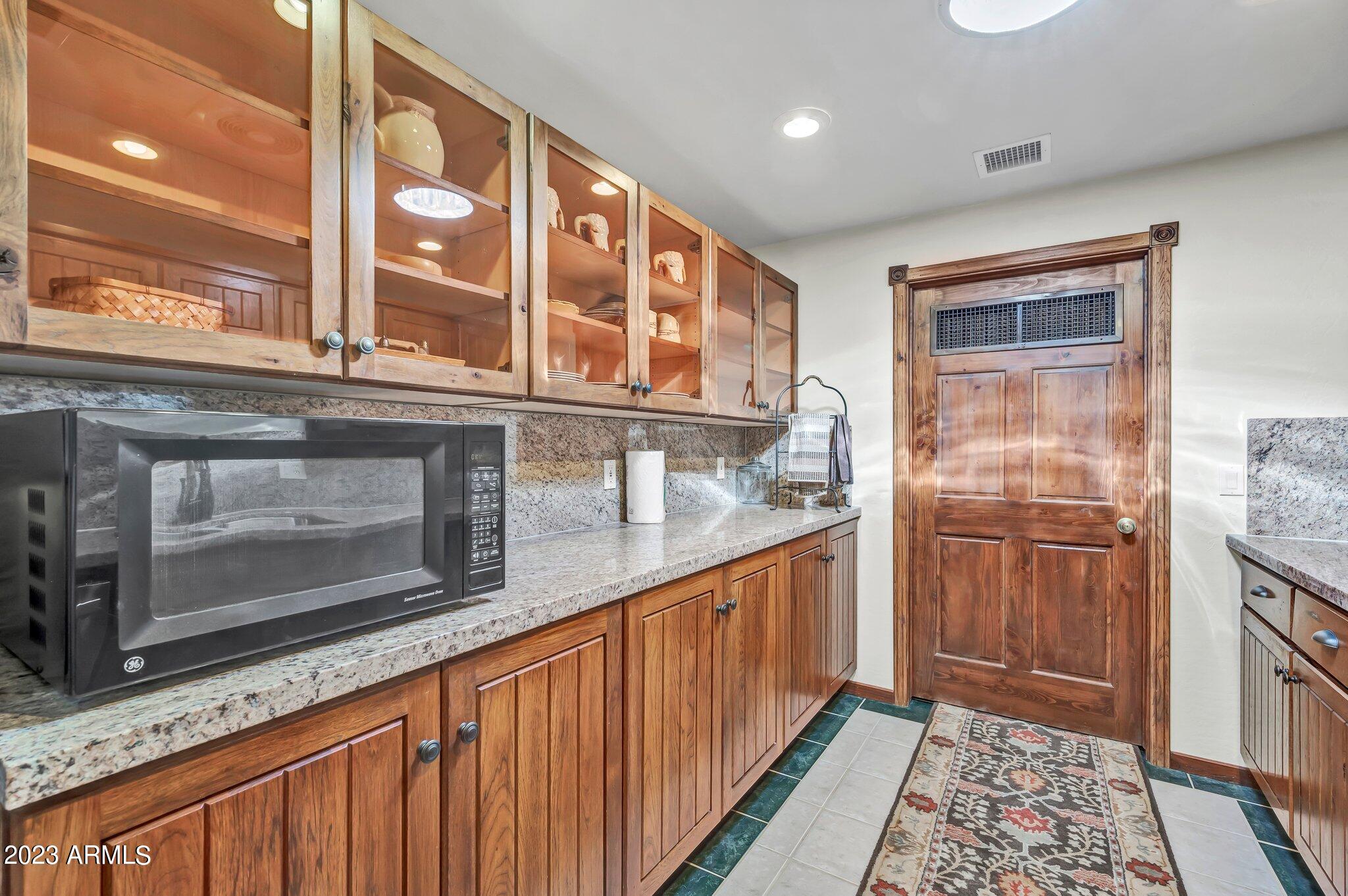 5801 Dillon Wash Road Prescott, AZ 86305 - Photo 76 of 169 71 - Clubhouse Kitchen