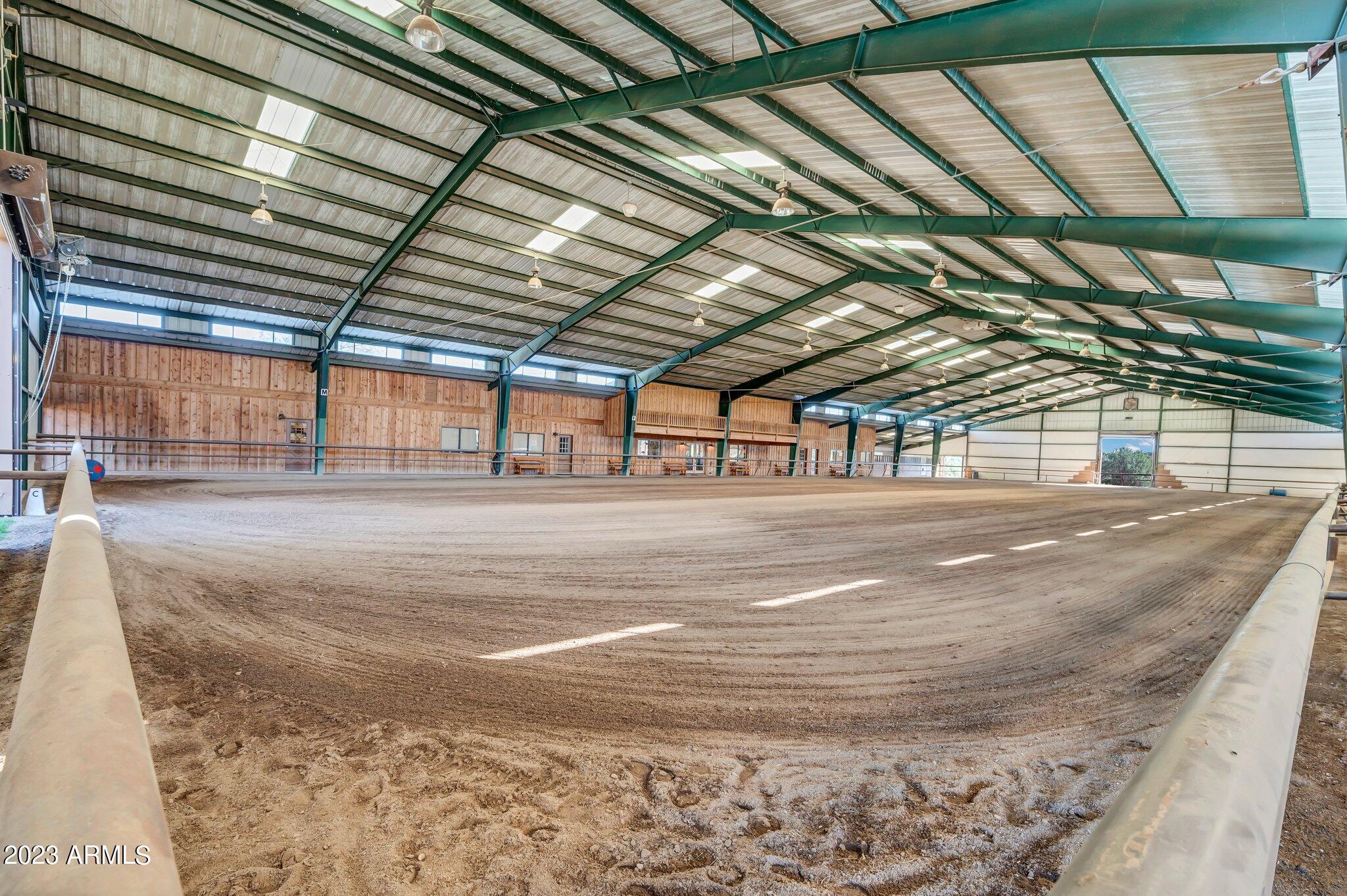 5801 Dillon Wash Road Prescott, AZ 86305 - Photo 86 of 169 81 - Indoor Arena