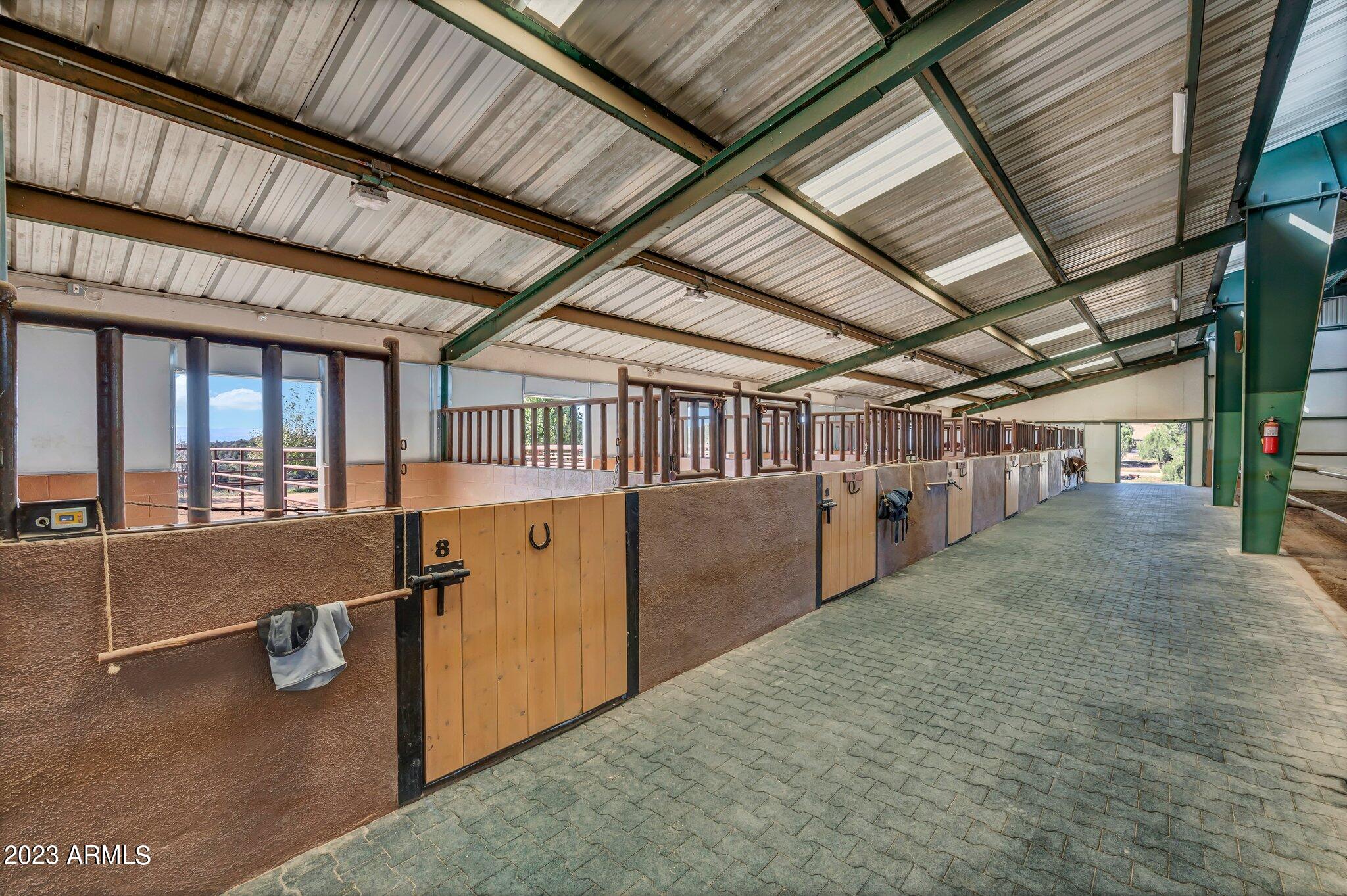 5801 Dillon Wash Road Prescott, AZ 86305 - Photo 87 of 169 82 - Indoor Arena
