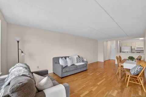 $499,000 | 50 Columbus Avenue, Unit 620, Tuckahoe, NY 10707