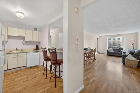 $499,000 | 50 Columbus Avenue, Unit 620, Tuckahoe, NY 10707