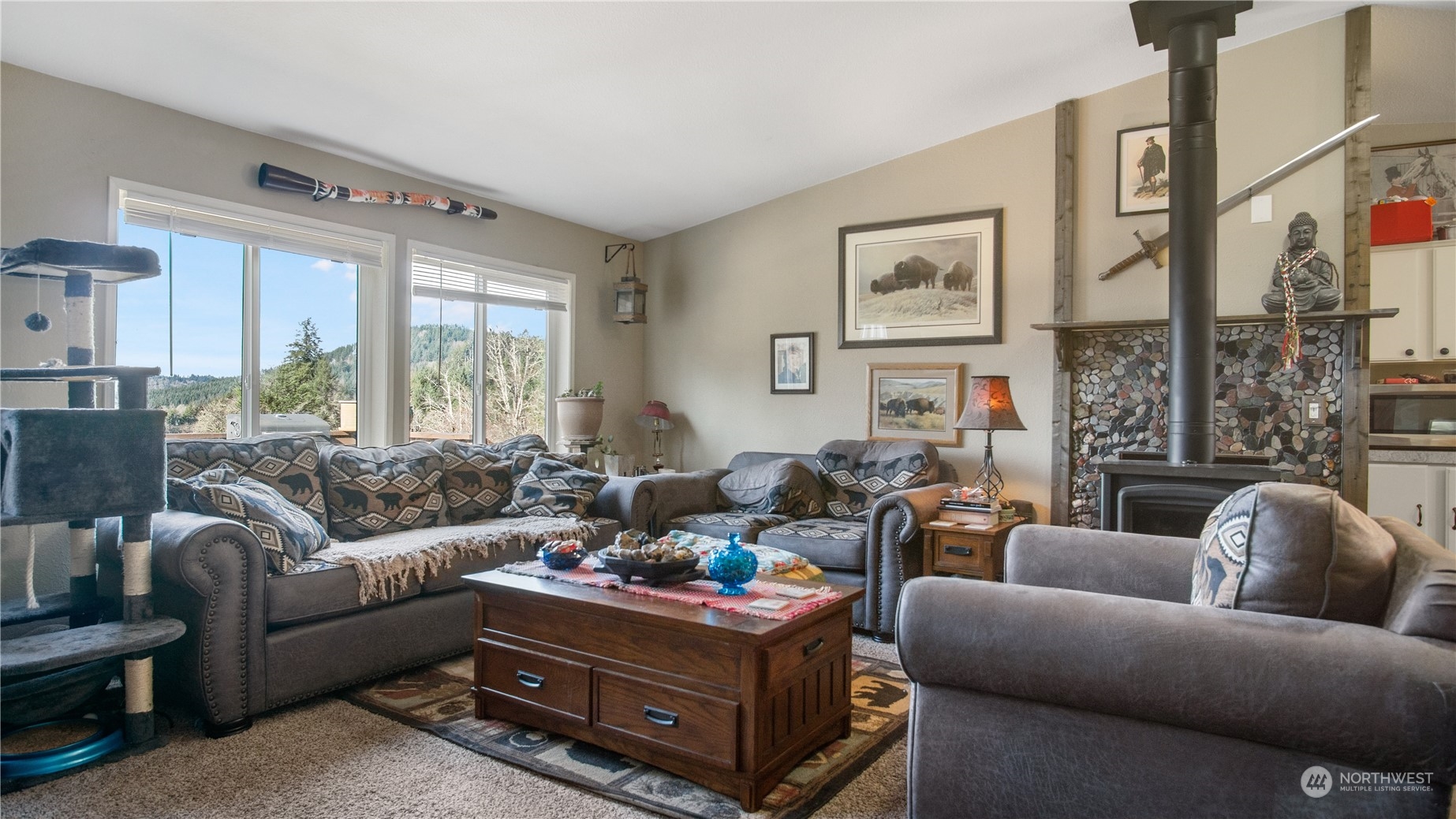 673 Curtis Hill Road, Unit G Chehalis, WA 98532 - Photo 11 of 25 a living room with furniture ceiling fan and a window