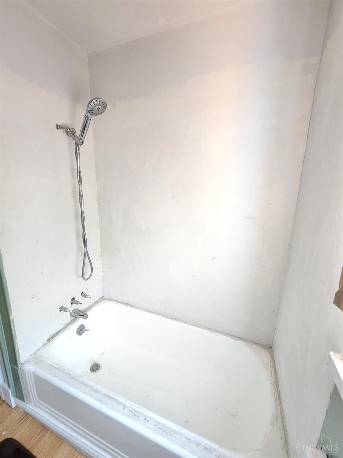 3541 West Fork Road Cincinnati, OH 45211 - Photo 8 of 13