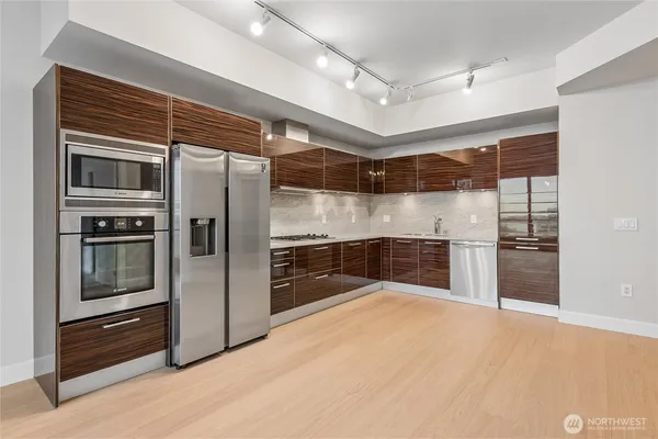 $3,950 | 1920 4th Avenue, Unit 1504, Seattle, WA 98101