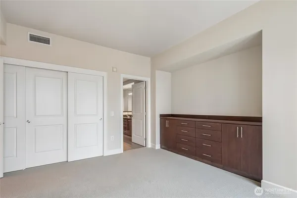 $3,950 | 1920 4th Avenue, Unit 1504, Seattle, WA 98101