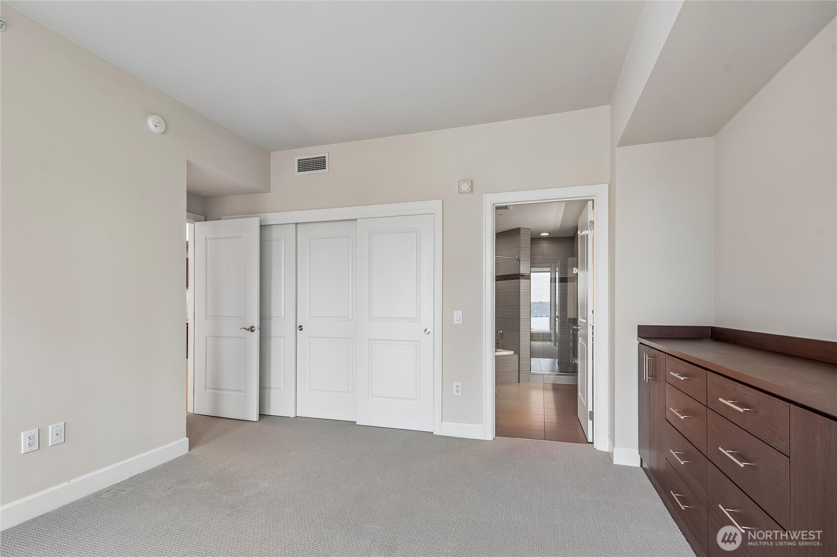 1920 4th Avenue, Unit 1504 Seattle, WA 98101 - Photo 16 of 34