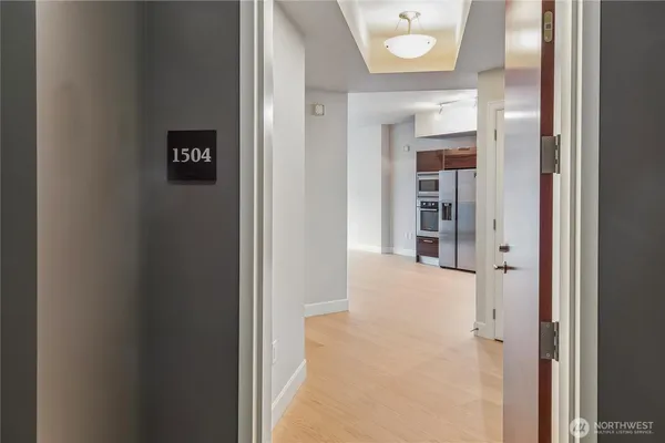 $3,950 | 1920 4th Avenue, Unit 1504, Seattle, WA 98101