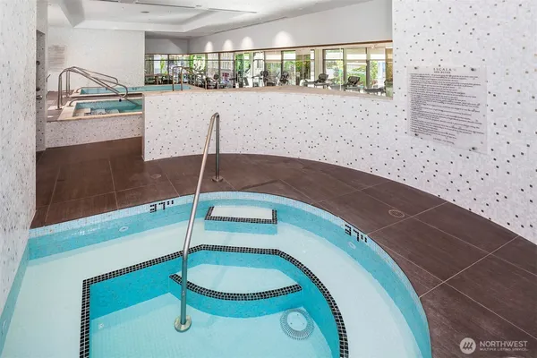 $3,950 | 1920 4th Avenue, Unit 1504, Seattle, WA 98101