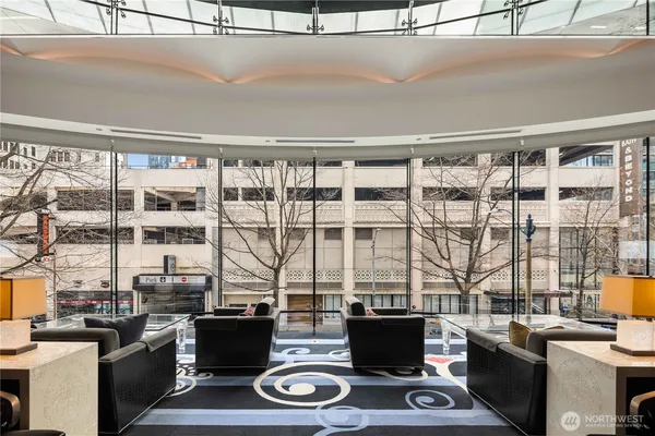 $3,950 | 1920 4th Avenue, Unit 1504, Seattle, WA 98101