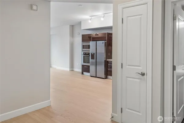 $3,950 | 1920 4th Avenue, Unit 1504, Seattle, WA 98101